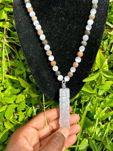 Master Manifester (Garden Quartz Selenite)