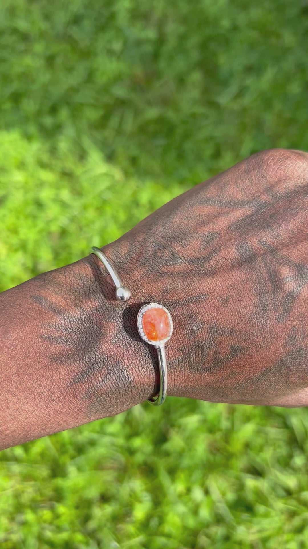 Sunstone Bangle (925)